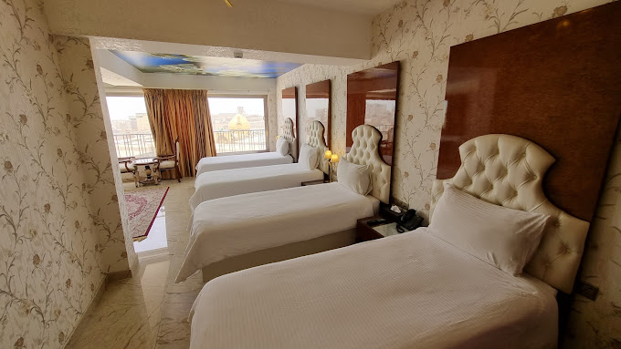 qasr al dur hotel reviews